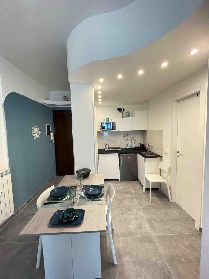 Amazing Flat Central Wi Fi A/C Apartment Rapallo Luaran gambar