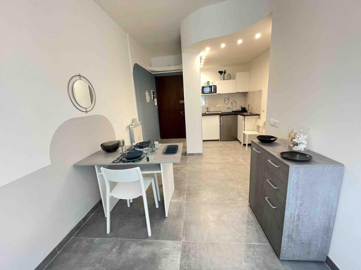 Amazing Flat Central Wi Fi A/C Apartment Rapallo Luaran gambar